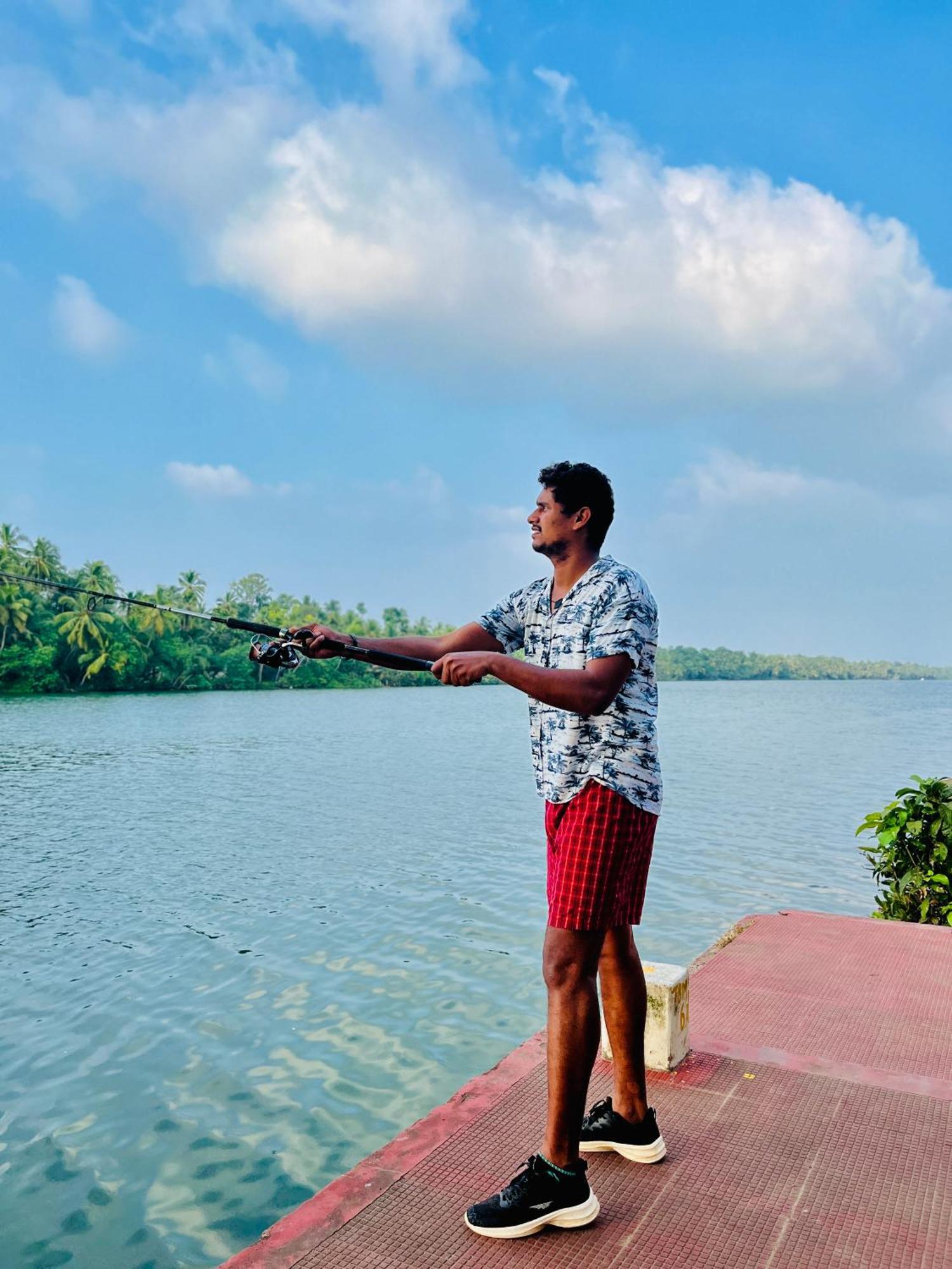 Riverrootsstays Mundrothuruth Luaran gambar