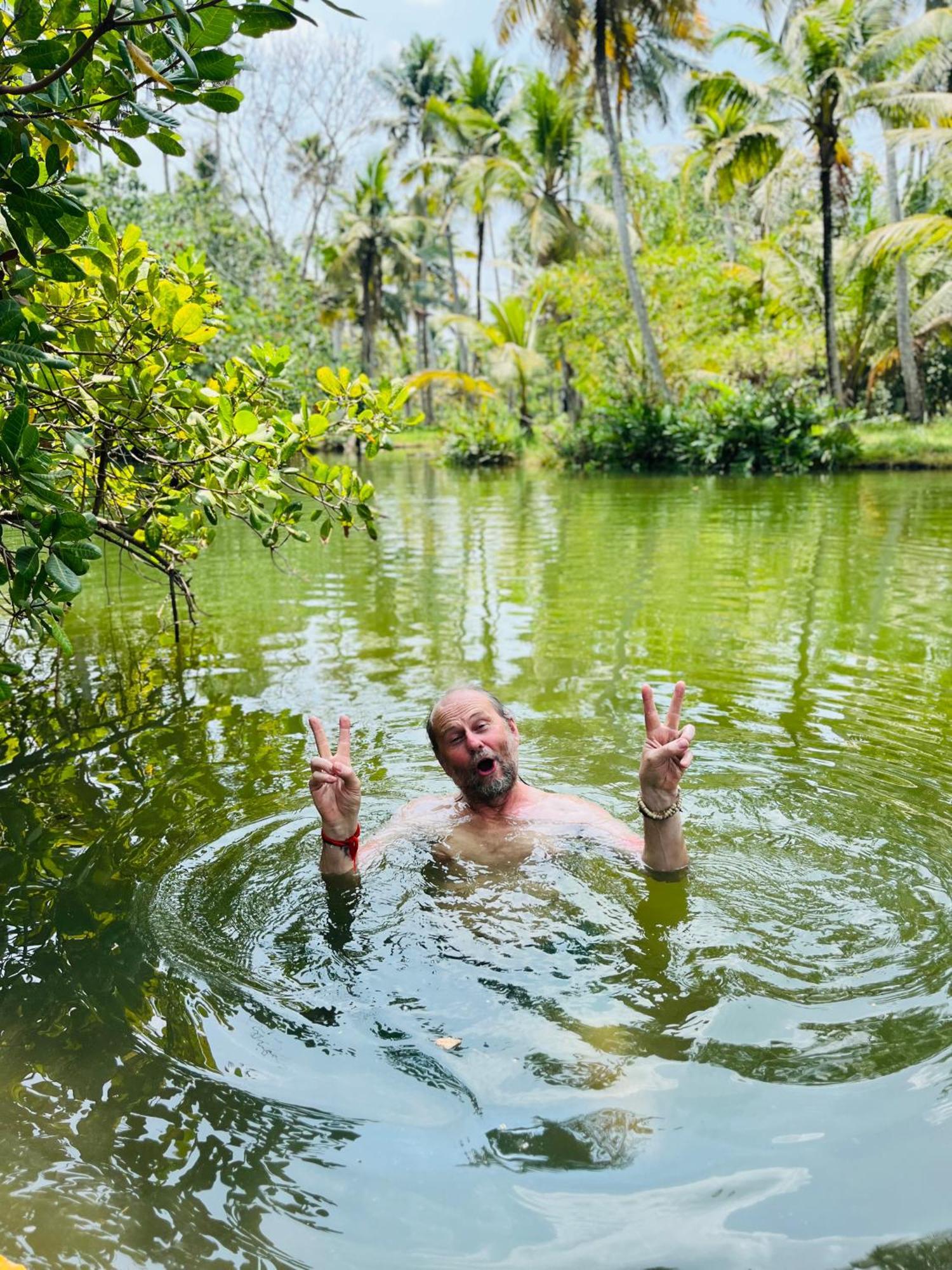 Riverrootsstays Mundrothuruth Luaran gambar
